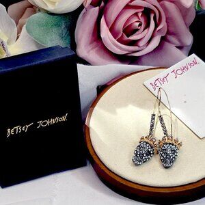 NWT Betsey Johnson Two Tone Pave Skull Long Drop Hoop Earrings